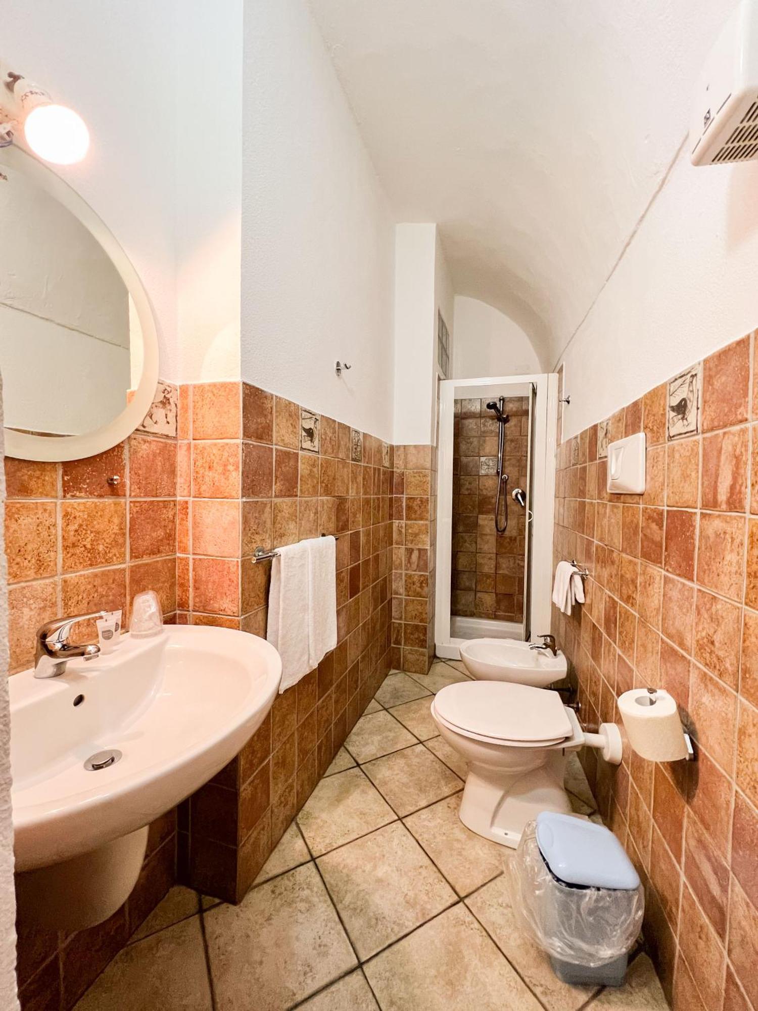 ホテル S'Ammentu House ボーザ エクステリア 写真